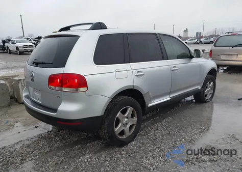 2004 Volkswagen Touareg V6 z USA, uszkodzony, nr VIN WVGBC67L44D017199